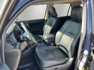 Toyota 4Runner 2020 4x4 SR5 4p SUV
