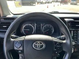 Toyota 4Runner 2020 4x4 SR5 4p SUV