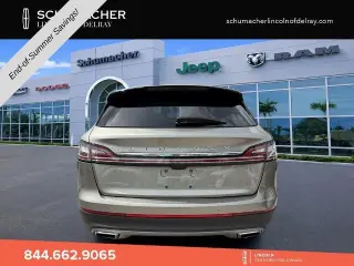 Lincoln Nautilus 2023 Estándar 4 puertas SUV