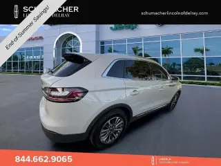 Lincoln Nautilus 2023 Estándar 4 puertas SUV