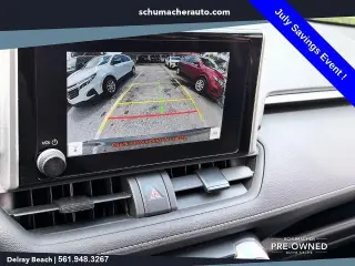 Toyota RAV4 2025 XLE 4 puertas SUV