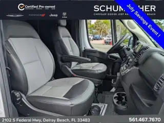 Ram ProMaster 2024 Tradesman 2500 159 WB 3 puertas Techo Alto Furgón de Carga con Asiento del Pasajero