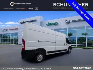 Ram ProMaster 2024 Tradesman 2500 159 WB 3 puertas Techo Alto Furgón de Carga con Asiento del Pasajero