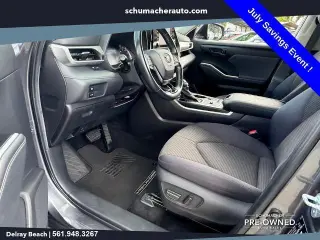 Toyota Highlander 2021 LE SUV 4 puertas