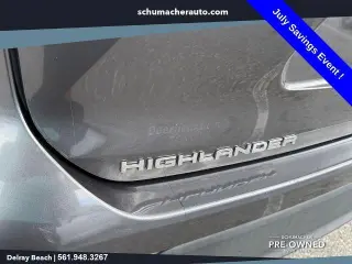 Toyota Highlander 2021 LE SUV 4 puertas