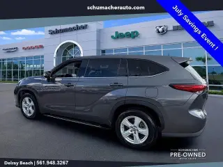 Toyota Highlander 2021 LE SUV 4 puertas