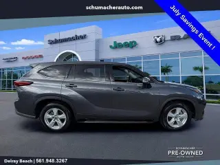 Toyota Highlander 2021 LE SUV 4 puertas