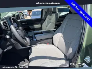 Toyota Tundra 2023 4x4 Limited 4dr CrewMax Cab Pickup SB