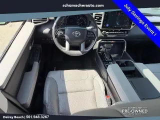 Toyota Tundra 2023 4x4 Limited 4dr CrewMax Cab Pickup SB