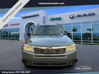 Subaru Forester 2010 tracción en las cuatro ruedas 2.5X wagon de 4 puertas automático de 4 velocidades