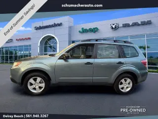 Subaru Forester 2010 tracción en las cuatro ruedas 2.5X wagon de 4 puertas automático de 4 velocidades
