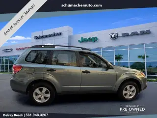 Subaru Forester 2010 tracción en las cuatro ruedas 2.5X wagon de 4 puertas automático de 4 velocidades