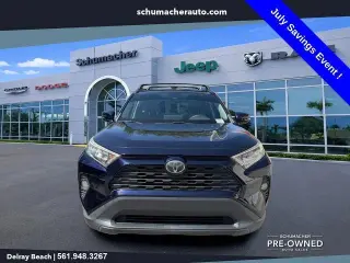 Toyota RAV4 2019 XLE 4p SUV