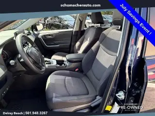 Toyota RAV4 2019 XLE 4p SUV