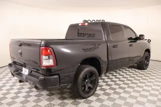 Ram 1500 2022 4x4 Big Horn Cabina Crew 4 puertas 5.6 pies. Pickup SB