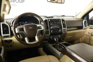 Ford F-150 2019 4x4 Lariat 4 puertas SuperCrew 5.5 pies. SB