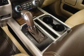 Ford F-150 2019 4x4 Lariat 4 puertas SuperCrew 5.5 pies. SB