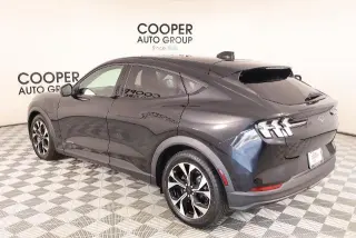 Ford Mustang Mach-E 2025 Select 4 puertas SUV