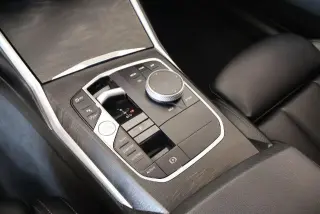 BMW Serie 3 2024 330i Sedán 4p