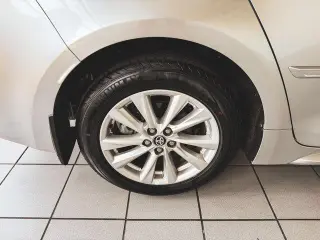 Toyota Corolla 2024 LE 4p Sedan