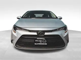 Toyota Corolla 2024 LE 4p Sedan