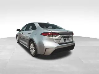 Toyota Corolla 2024 LE 4p Sedan