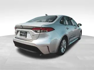 Toyota Corolla 2024 LE 4p Sedan