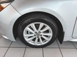Toyota Corolla 2024 LE 4p Sedan