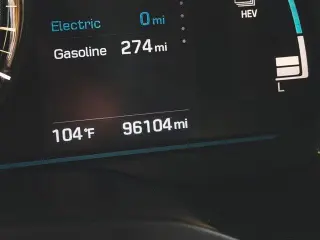 Hyundai IONIQ Plug-in Hybrid 2018 4p Hatchback