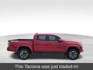 Toyota Tacoma 2022 4x4 TRD Sport 4 puertas Doble Cabina 5.0 ft SB 6 velocidades automáticas