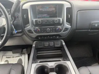 GMC Sierra 1500 2018 4x4 SLT Cabina Crew 4 puertas 5.8 ft. SB
