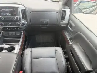 GMC Sierra 1500 2018 4x4 SLT Cabina Crew 4 puertas 5.8 ft. SB