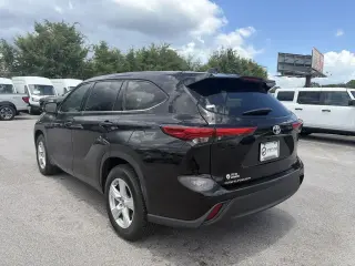 Toyota Highlander 2021 L 4p SUV