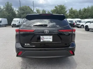 Toyota Highlander 2021 L 4p SUV