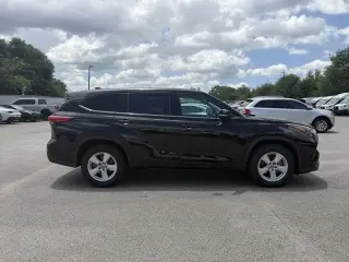 Toyota Highlander 2021 L 4p SUV