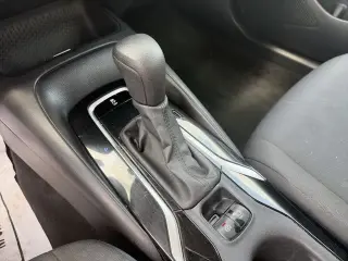 Toyota Corolla 2021 LE Sedán 4p