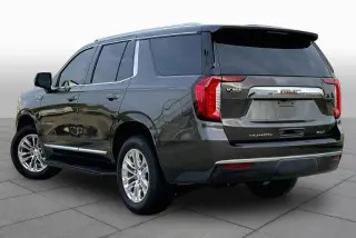GMC Yukon 2021 4x2 SLT 4 puertas SUV