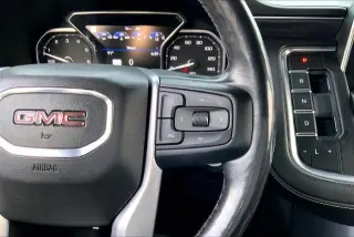 GMC Yukon 2021 4x2 SLT 4 puertas SUV
