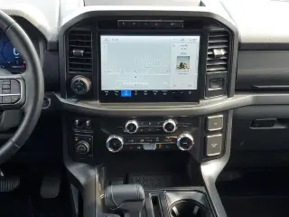 Ford F-150 2024 4x4 XLT 4 puertas SuperCrew 5.5 pies. SB