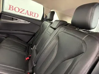 Lincoln Nautilus 2023 Estándar 4 puertas SUV