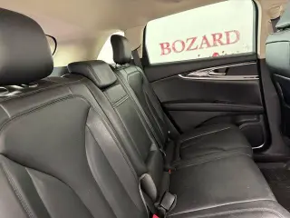 Lincoln Nautilus 2023 Estándar 4 puertas SUV