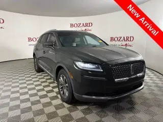 Lincoln Nautilus 2022 4 puertas SUV Estándar