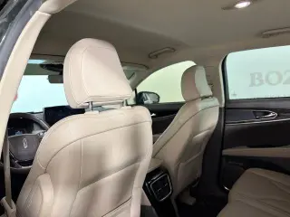 Lincoln Nautilus 2022 4 puertas SUV Estándar