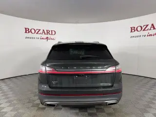 Lincoln Nautilus 2022 4 puertas SUV Estándar