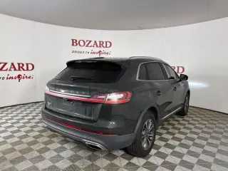 Lincoln Nautilus 2022 4 puertas SUV Estándar