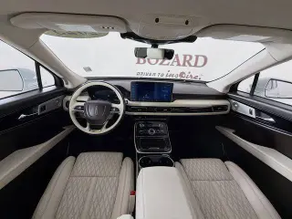 Lincoln Nautilus 2023 AWD Black Label 4 puertas SUV