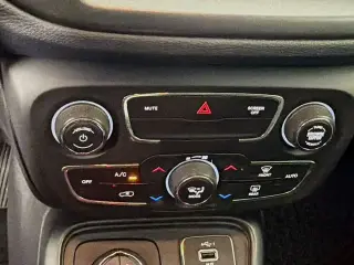 Jeep Compass 2020 4x4 Trailhawk 4 puertas SUV