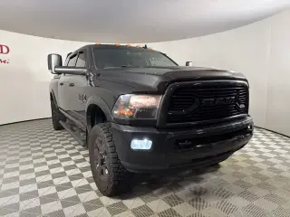 Ram 2500 2018 4x4 SLT Cabina Mega 4 puertas 6.3 ft. Caja corta Pickup