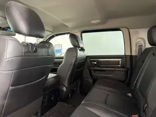 Ram 2500 2018 4x4 SLT Cabina Mega 4 puertas 6.3 ft. Caja corta Pickup