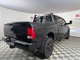 Ram 2500 2018 4x4 SLT Cabina Mega 4 puertas 6.3 ft. Caja corta Pickup